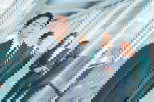 Cover image for Empower your associates to Excel at the bar essays