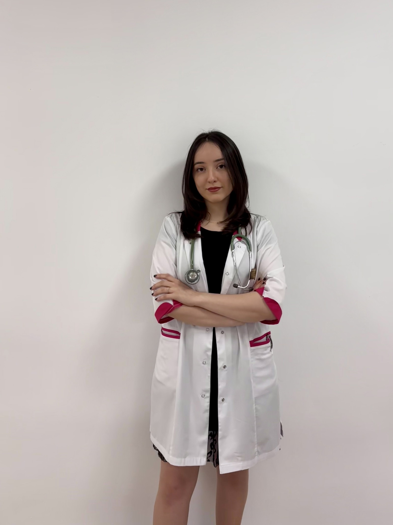 Cover image for Fără Cărți pe Birou: Cum a luat Alexandra 821 de puncte folosind aproape exclusiv lecțiile digitale Educato.