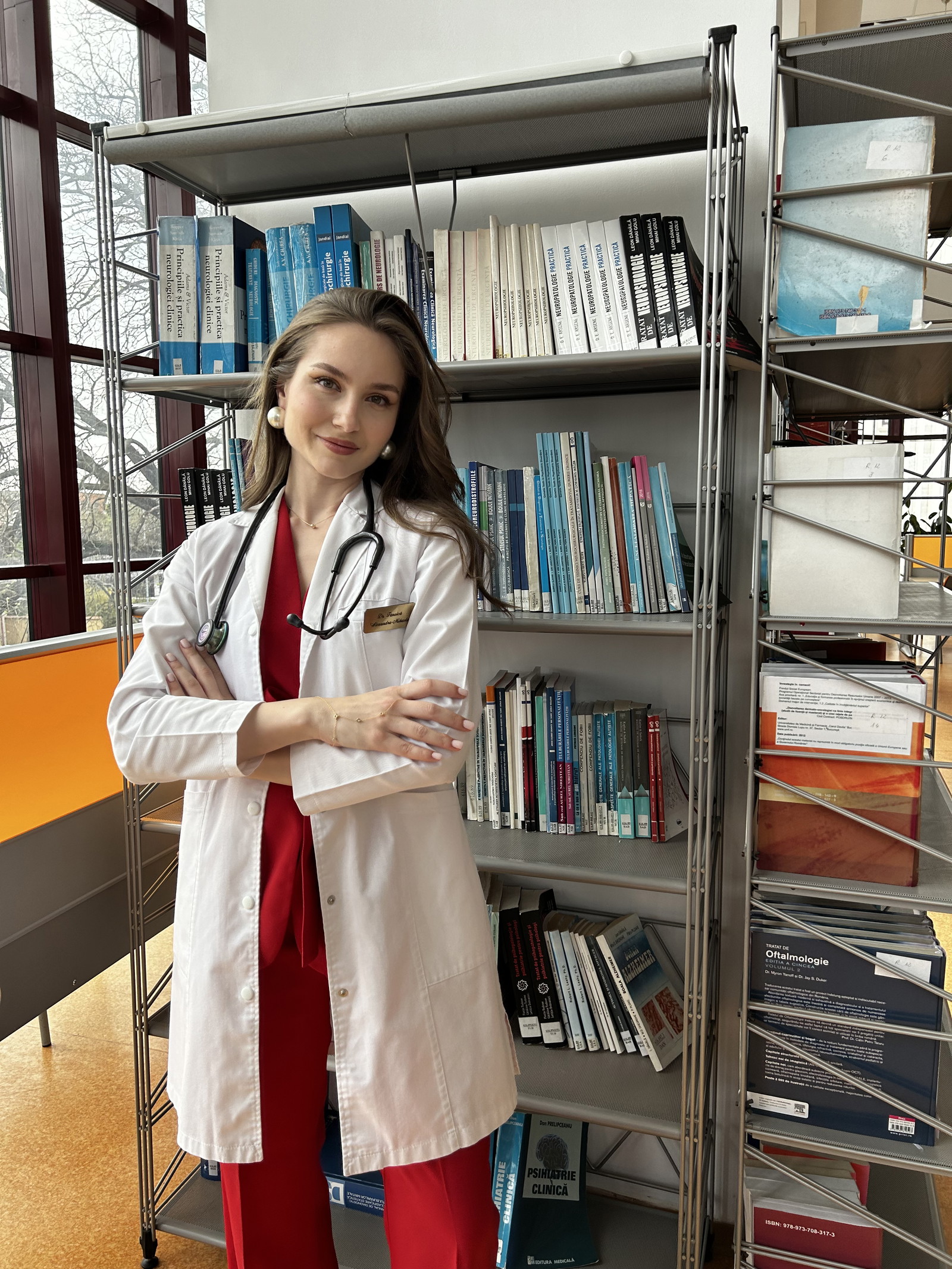 Cover image for "Am Făcut 98% din Grilele Platformei": Află cum a obținut Alexandra 918 puncte și de ce volumul masiv de grile i-a oferit siguranța de care avea nevoie la examen.